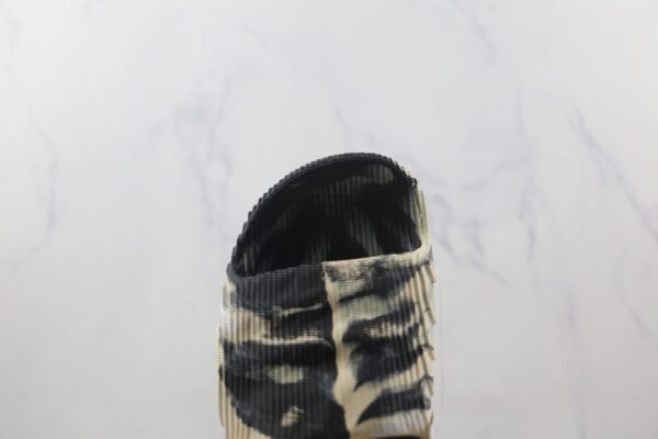 adidas-adilette-cream-black-5.jpg