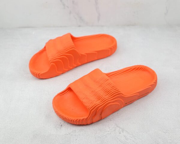adidas-adilette-orange-2.jpg