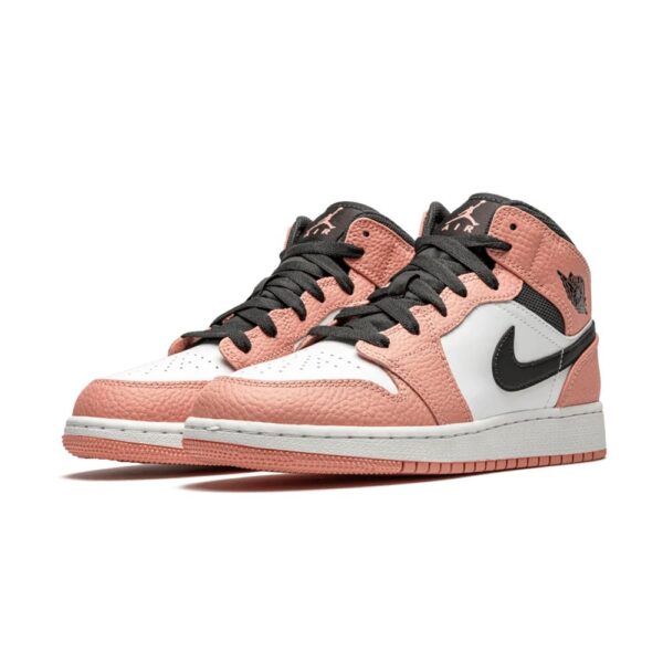 air-jordan-1-mid-pink-quartz-4.jpg