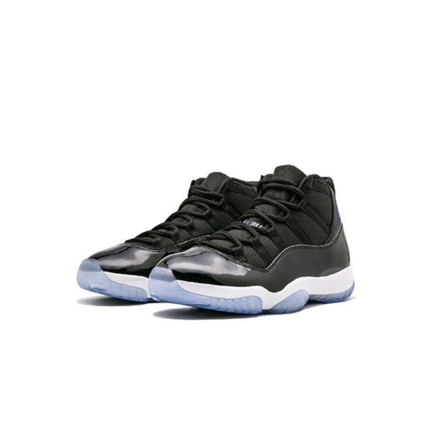 air-jordan-11-space-jam.jpg