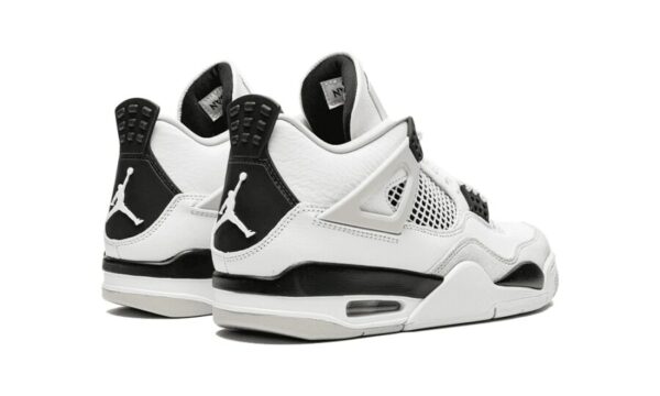 air-jordan-4-military-black.jpg