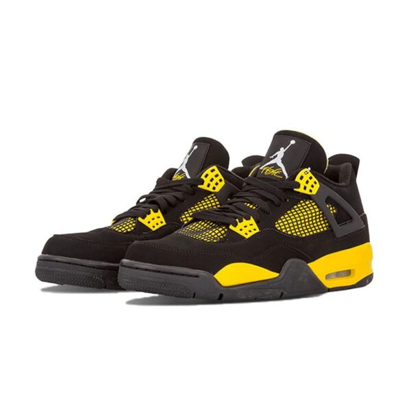 air-jordan-4-thunder-1.jpg