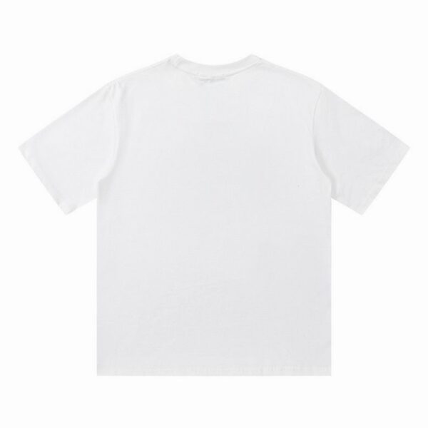 balenciaga-blurred-logo-4.jpg