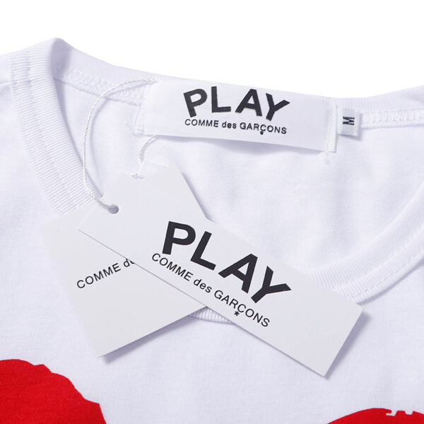 comme-des-garcons-t-shirt-26.jpeg
