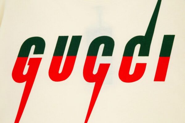 guchitshirtt2-52.jpeg