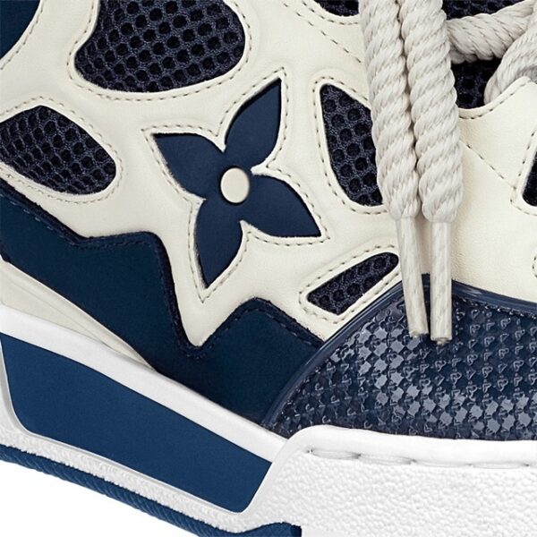 lv-trainer-skate-marine-1.jpeg