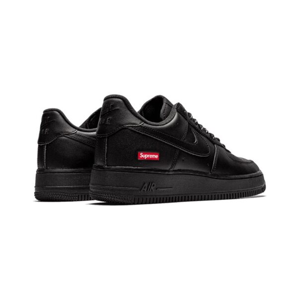 nike-air-force-1-supreme-black.jpg