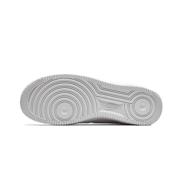 nike-air-force-1-supreme-white-2.jpg