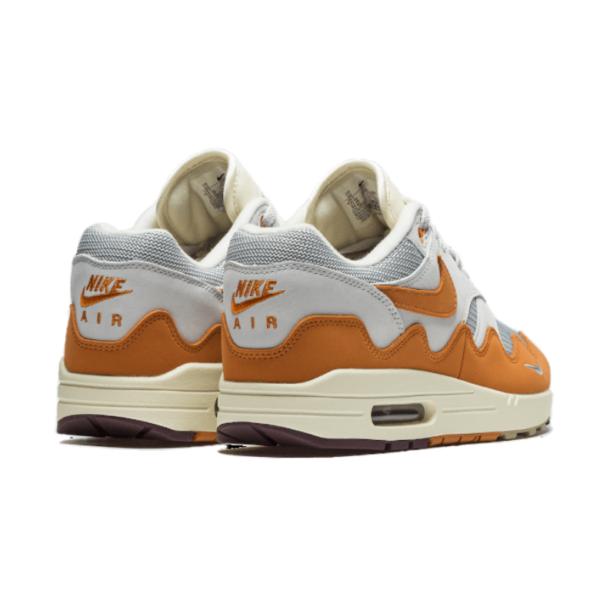 nike-air-max-1-patta-white-grey-5.png
