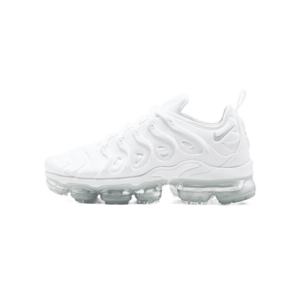 nike-air-vapormax-plus-triple-white.jpg