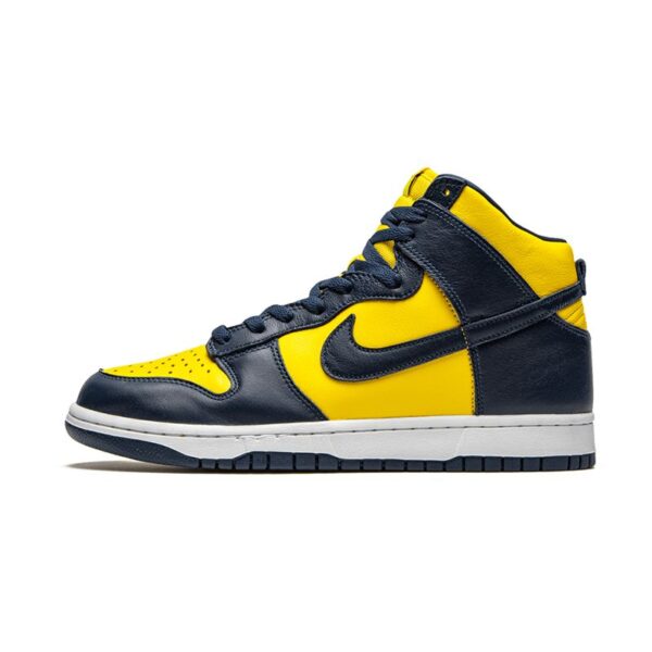 nike-dunk-high-michigan-2.jpg