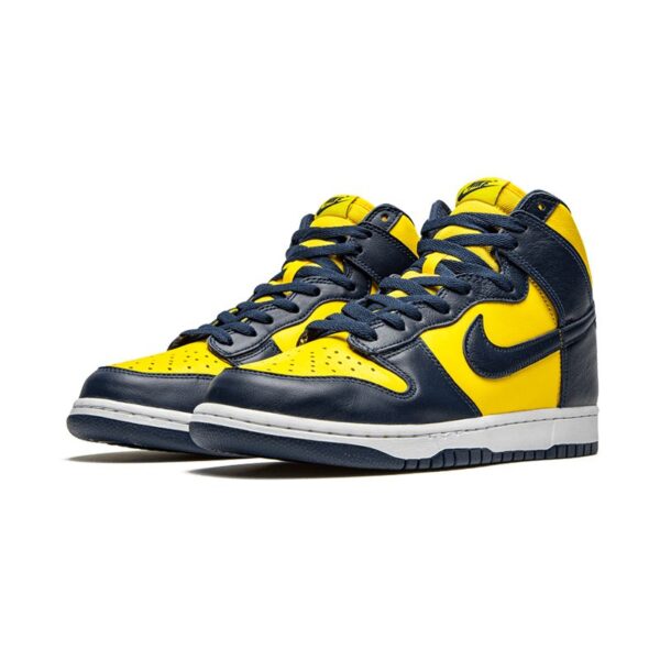 nike-dunk-high-michigan.jpg