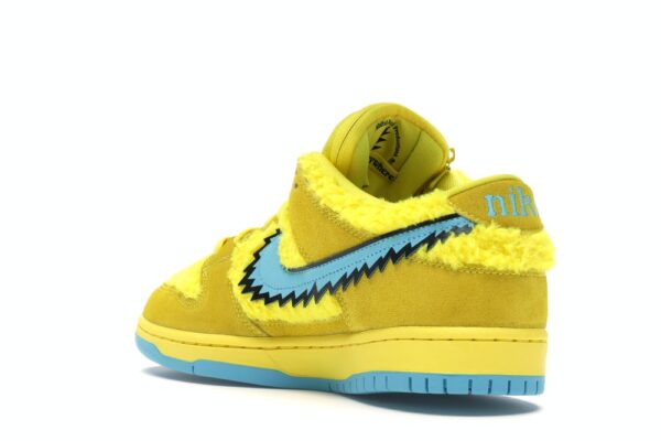 nike-dunk-low-grateful-dead-bears.jpg