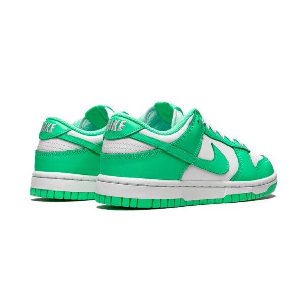 nike-dunk-low-green-glow-4.jpg