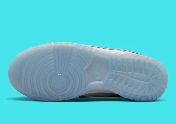 nike-dunk-low-unlock-your-space-1.webp