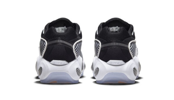 nike-nocta-glide-black-white-3.jpg