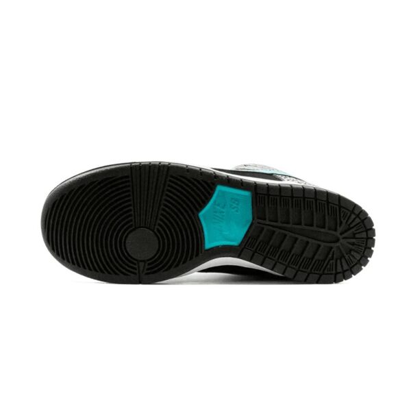 nike-sb-dunk-atmos-elephant.jpg
