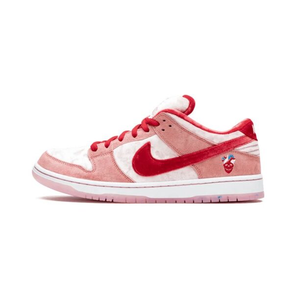 nike-sb-dunk-strangelove-3.jpg