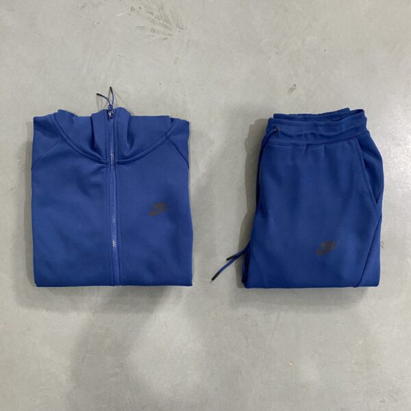 nike-tech-blue-navy-1.jpg