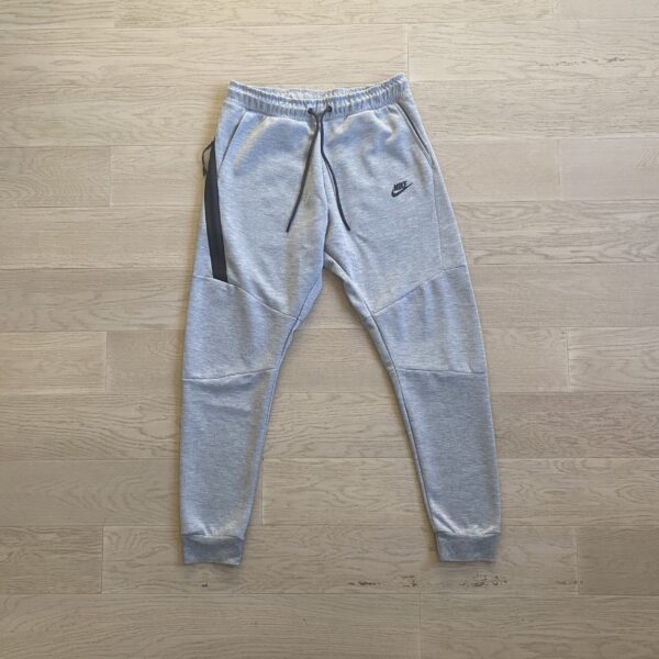 nike-tech-grey-3.jpg