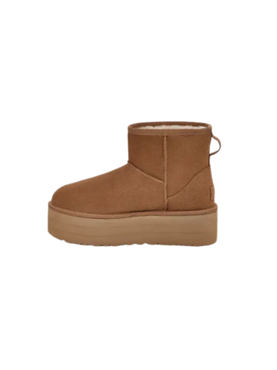 ugg-classic-black-2.png