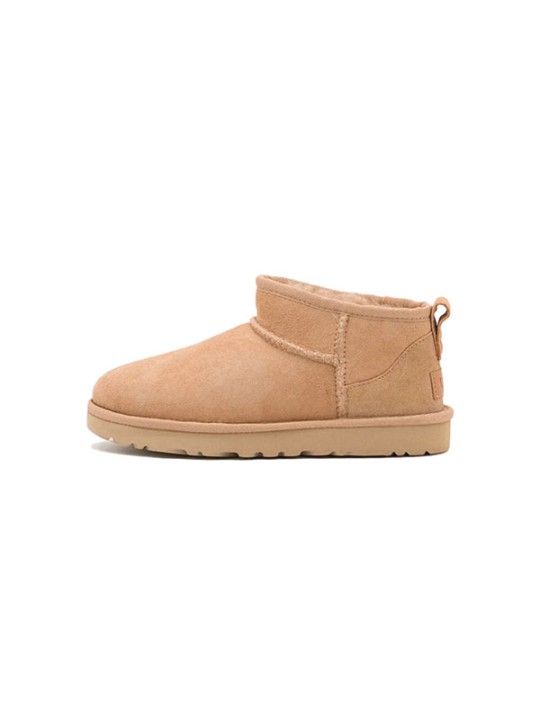 ugg-classic-black-5.jpg