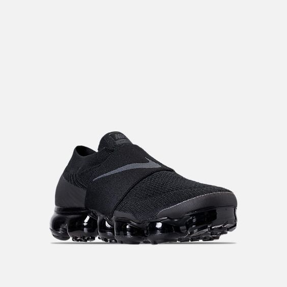 vapormax-flyknit-triple-black.jpg