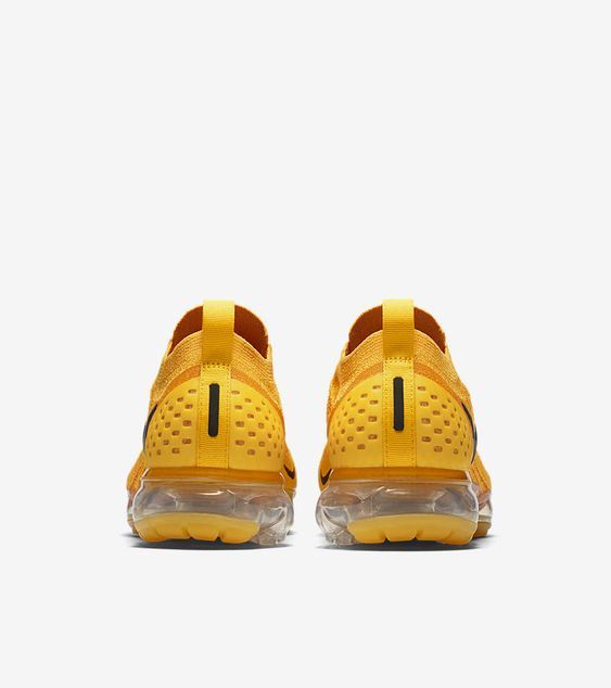 vapormax-flyknit-university-1.jpg