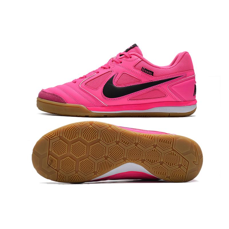 Supreme x Nike SB Gato